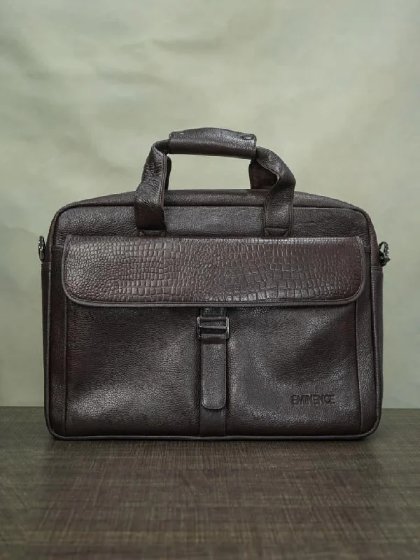 Soft-sided laptop bag with a magnetic closure for easy accessLaptop Bag in Leather with Gold Flap - Dark Brown - BCG0010