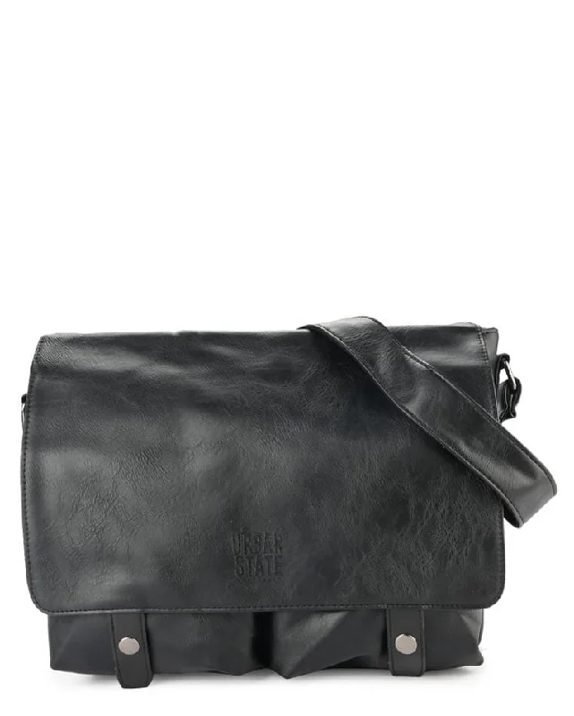 Minimalist laptop bag with a sleek design for modern professionalsDistressed Leather EDC Medium Messenger Bag - Black