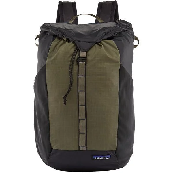 Convertible travel bag that can be used as a backpack or toteUltralight Black Hole Pack 20L