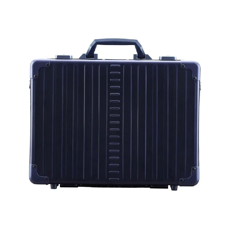 Briefcases with built-in charging portsAleon 17" Business Attache