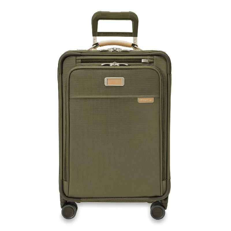 Briefcases with multiple compartments for organizationBriggs & Riley BASELINE Essential 22" Carry-On Expandable Spinner