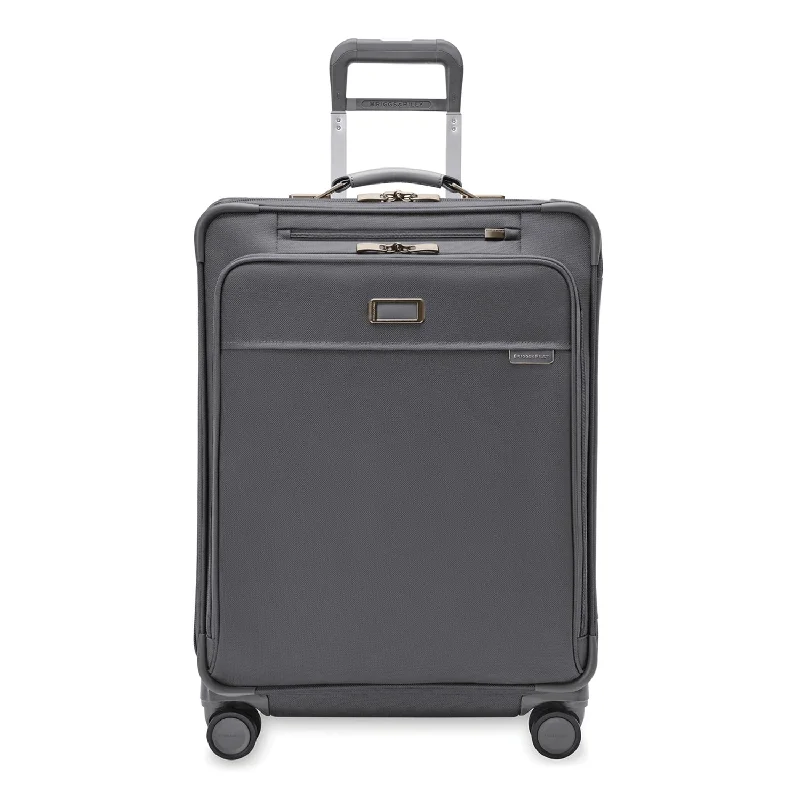 Durable briefcases for heavy-duty useBriggs & Riley BASELINE LIMITED EDITION Medium Expandable Spinner