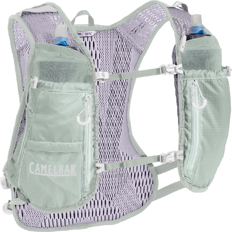 Men's backpack with a reflective strip for night-time visibilityCamelbak Zephyr Vest 11L with 1L Hydration Womens SS23