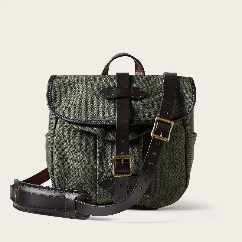 Eco-friendly briefcases made from sustainable materialsRUGGED TWILL SMALL FIELD BAG