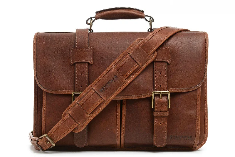 Luxury briefcases for women in the workplaceKorchmar Garfield Leather Laptop Messenger - Espresso