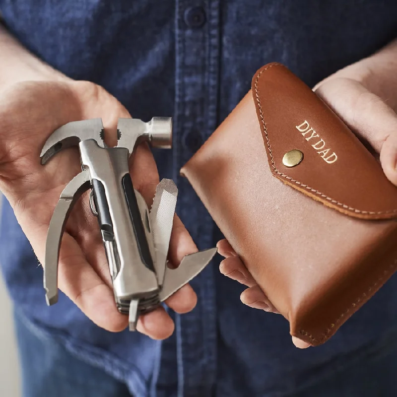 Travel bag with a retractable garment rack for easy unpackingPersonalised Leather Holder and Multi Tool For D.I.Y Dads