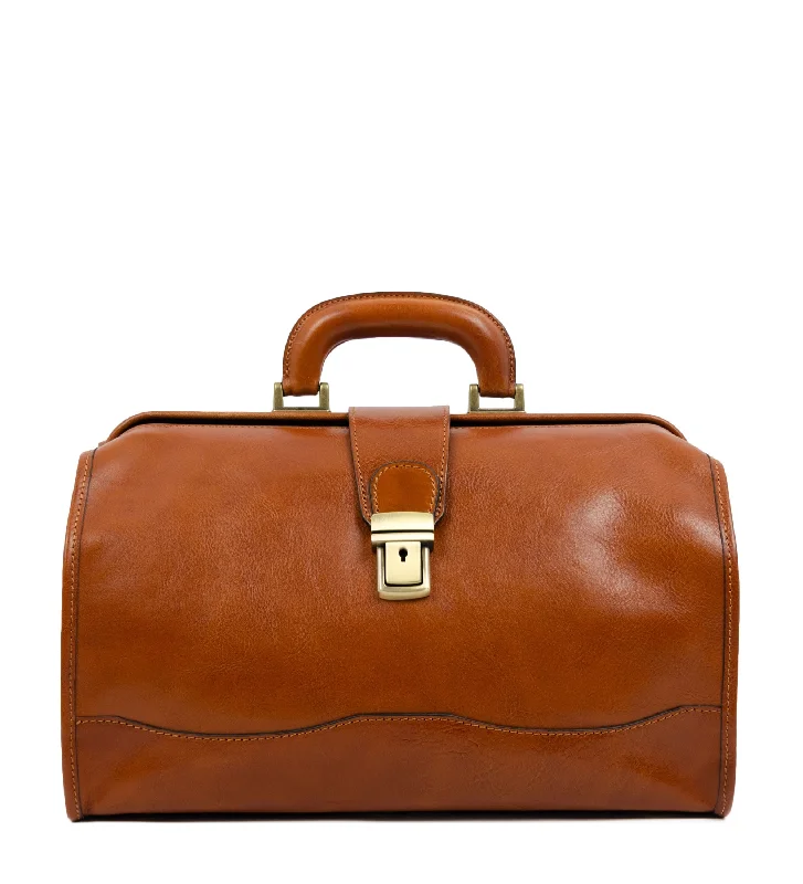 Professional leather briefcases for menSmall Leather Doctor Bag - David Copperfield